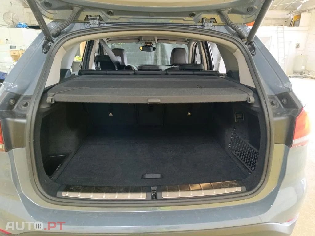 BMW X1 16 d sDrive Auto xLine