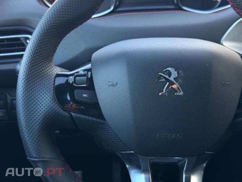 Peugeot 308 1.6 e-THP GTi