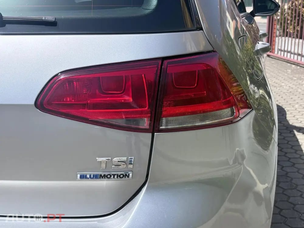 Volkswagen Golf 1.0 TSI Trendline