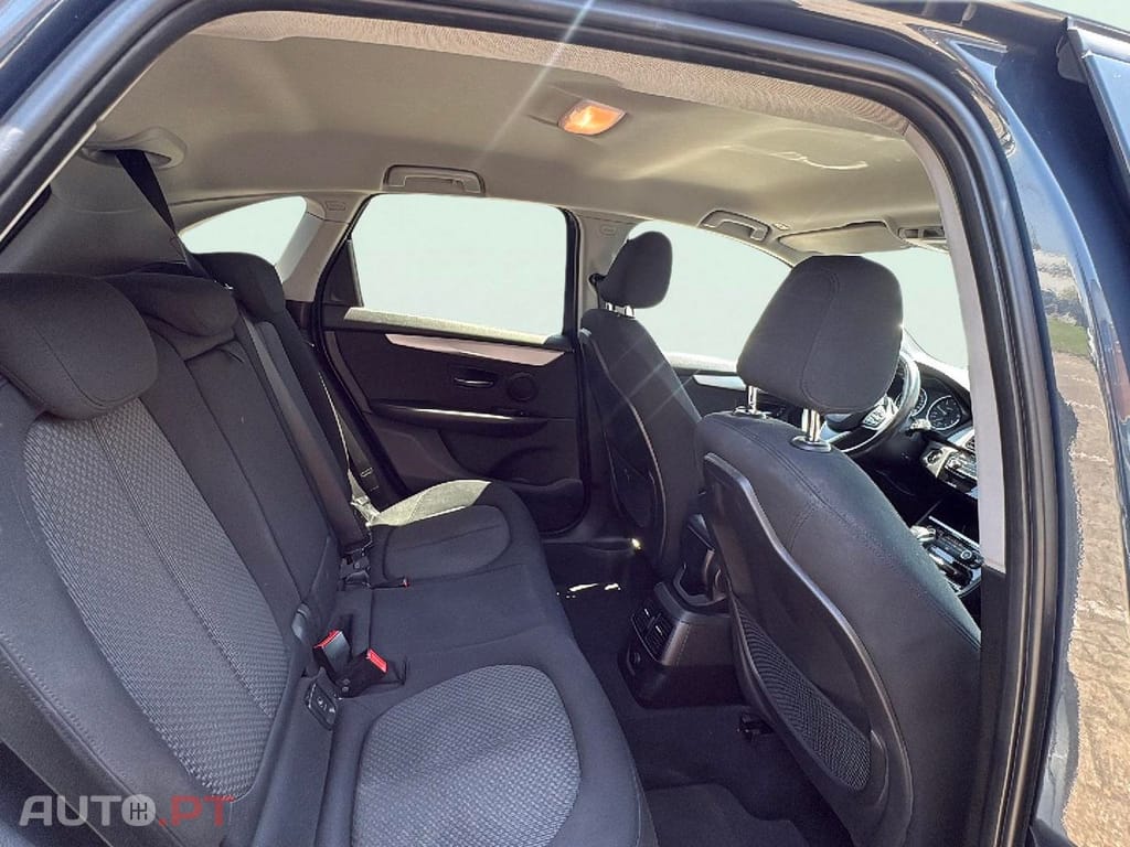 BMW 218 d Active Tourer Auto