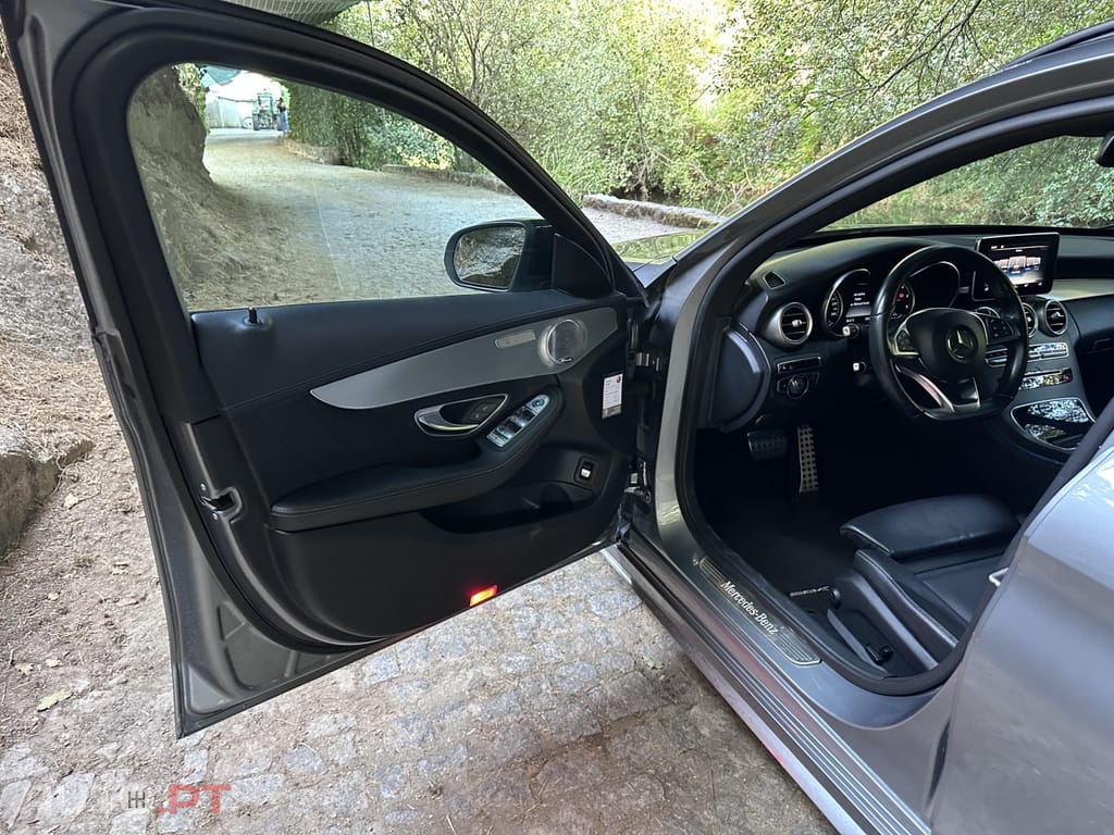 Mercedes-Benz C 300 BlueTEC Hybrid AMG Line