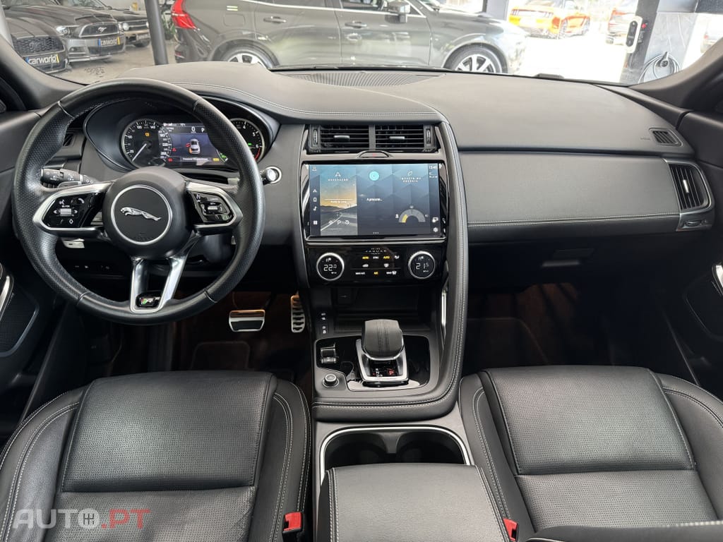 Jaguar E-Pace 1.5 P300e R-Dynamic HSE AWD Aut.