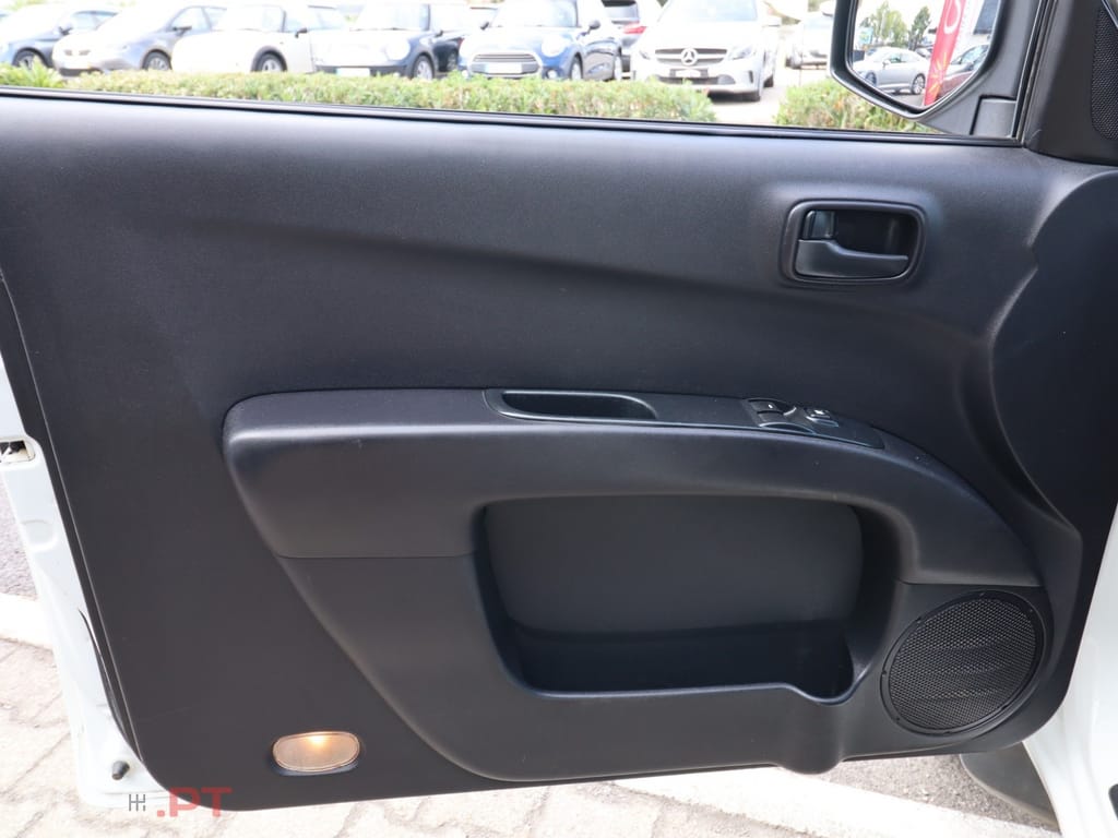 Mitsubishi L200 2.5 DI-D Club In.AC 3L 4WD