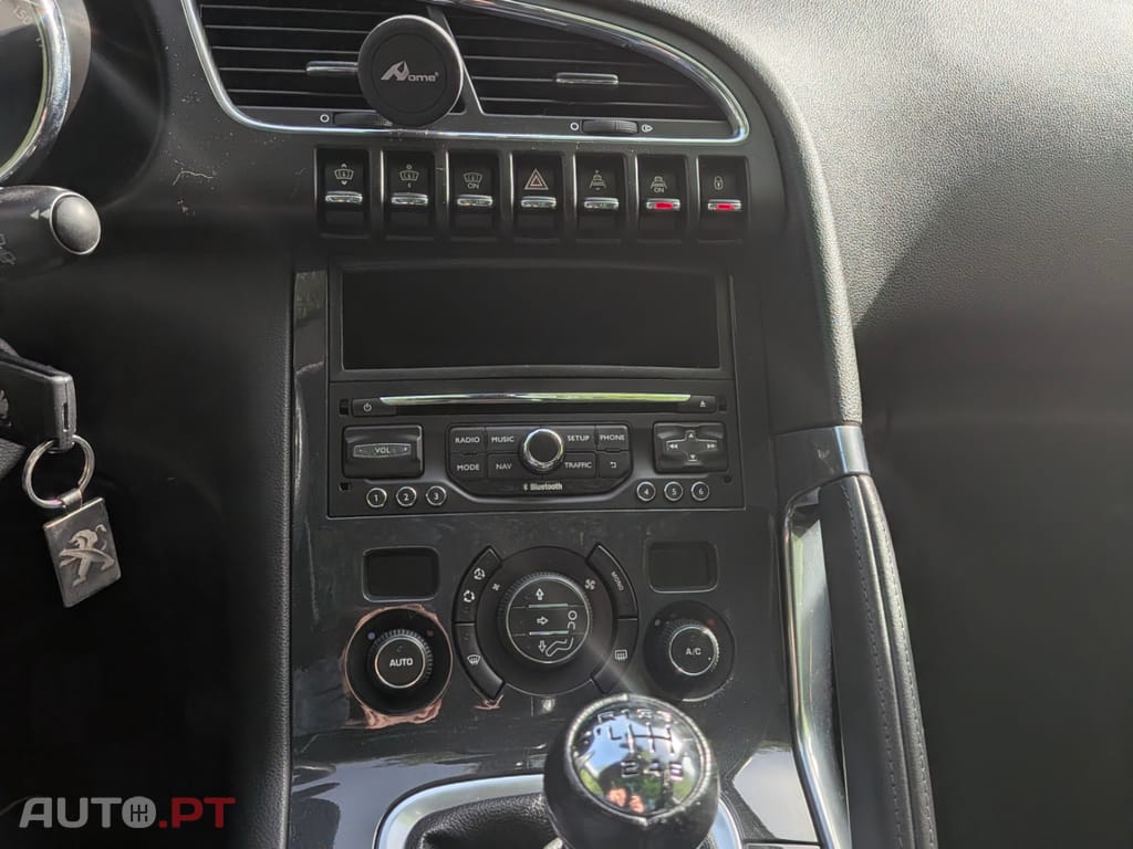 Peugeot 3008 Sport Allure 1.6 HDI 115 CV