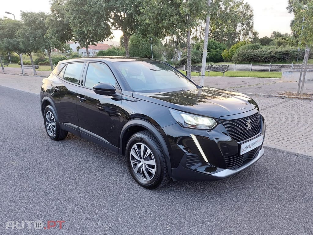 Peugeot E-2008 50 kWh Active Pack