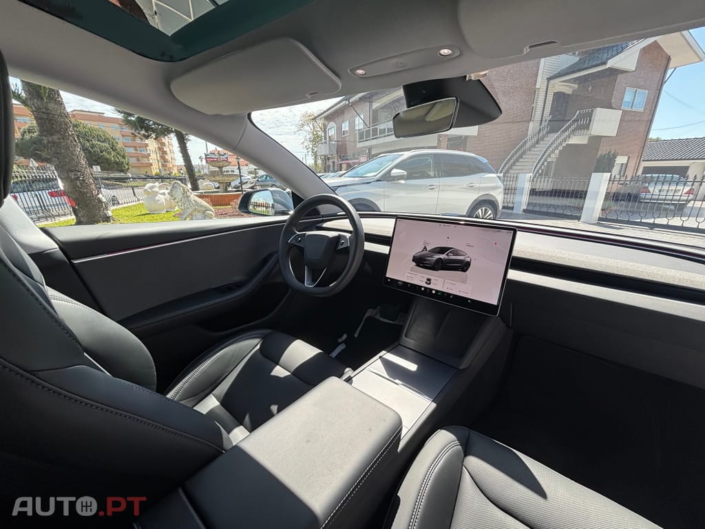 Tesla Model 3 Tração Traseira Premium