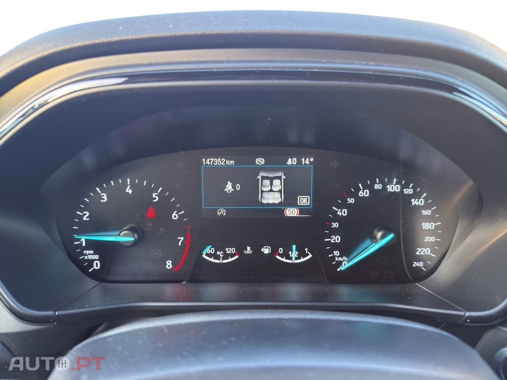 Ford Focus 1.0 EcoBoost Hybrid ST-LINE