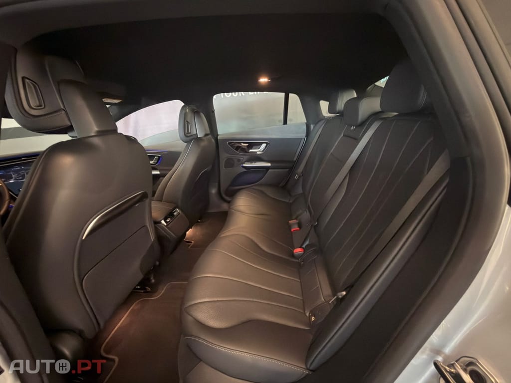 Mercedes-Benz EQE 300 Edition Electric Art