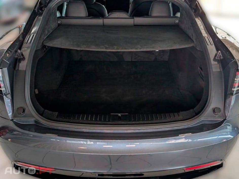 Tesla Model S Plaid AWD