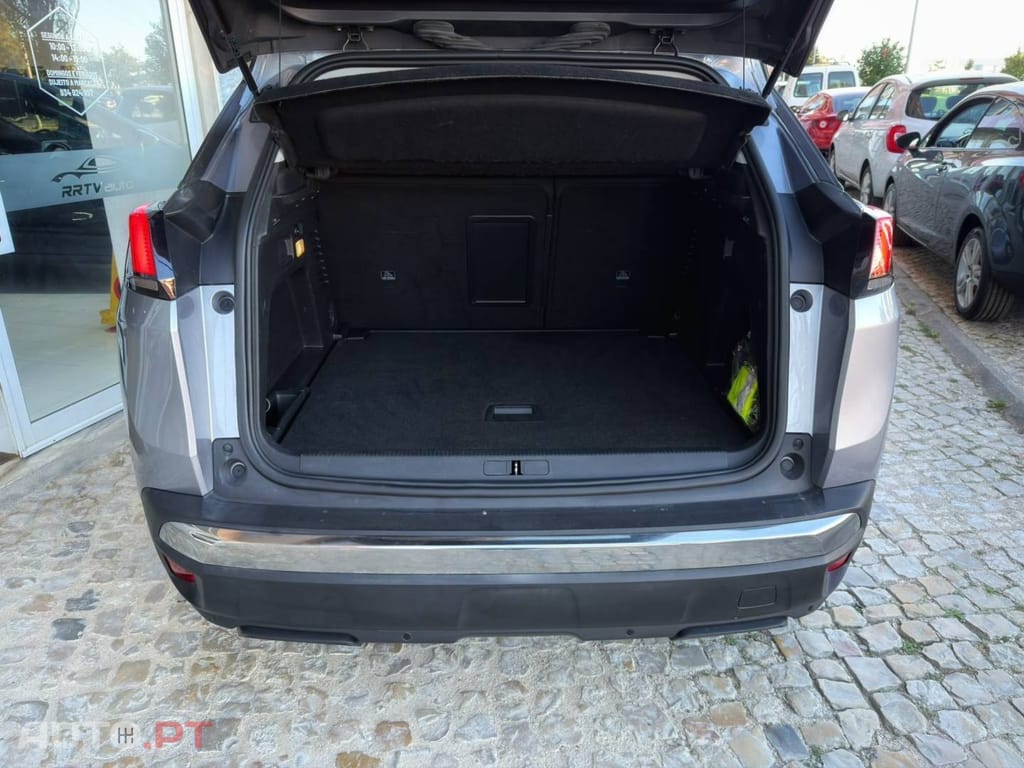 Peugeot 3008 1.5 BlueHDi Active