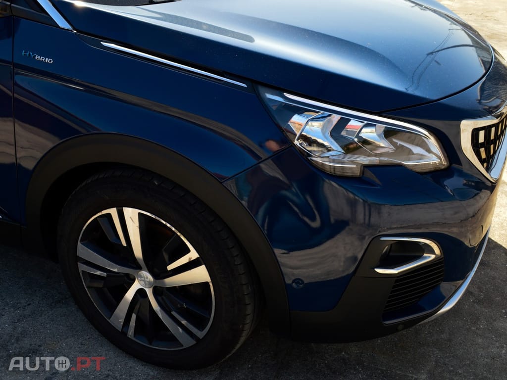 Peugeot 3008 1.6 Hybrid Allure e-EAT8
