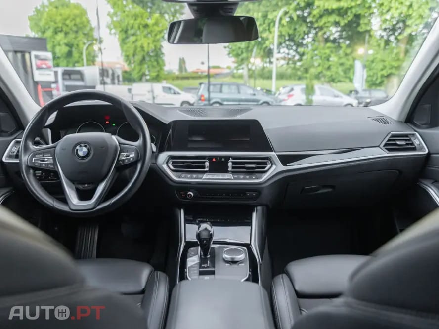 BMW 320 PACK M - LOOK M3