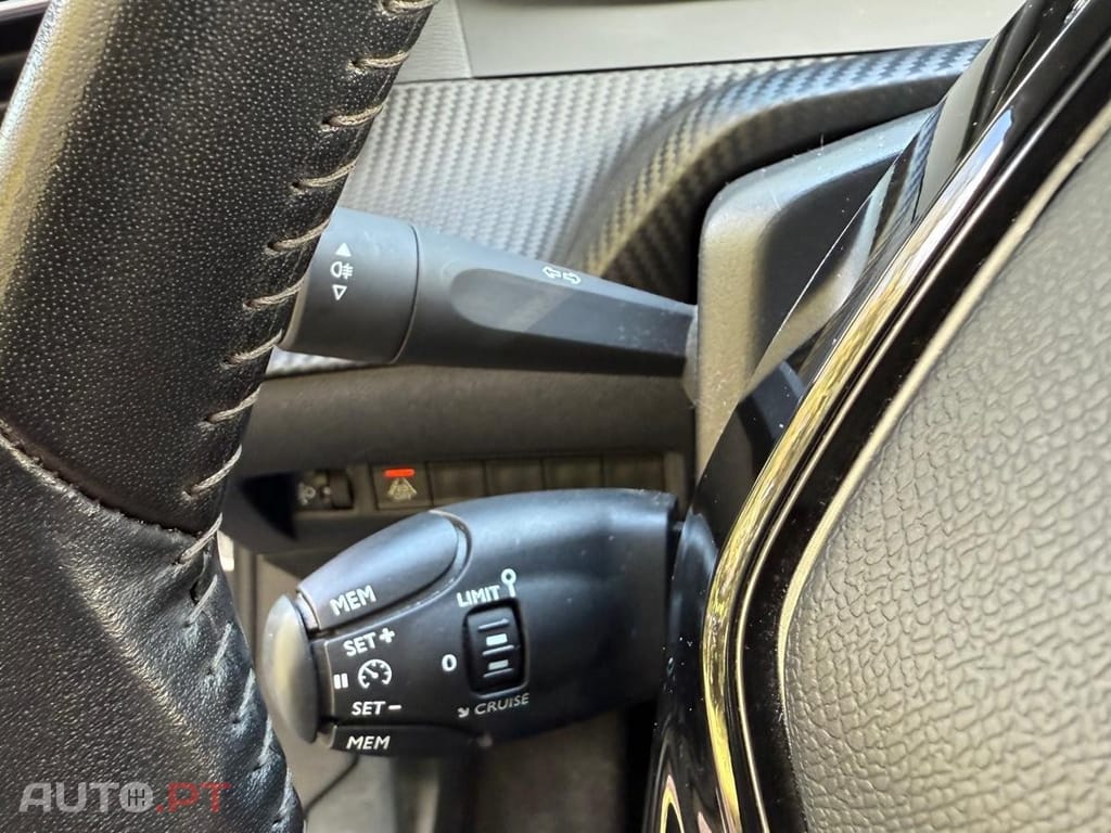 Peugeot 2008 PureTech 100 Active