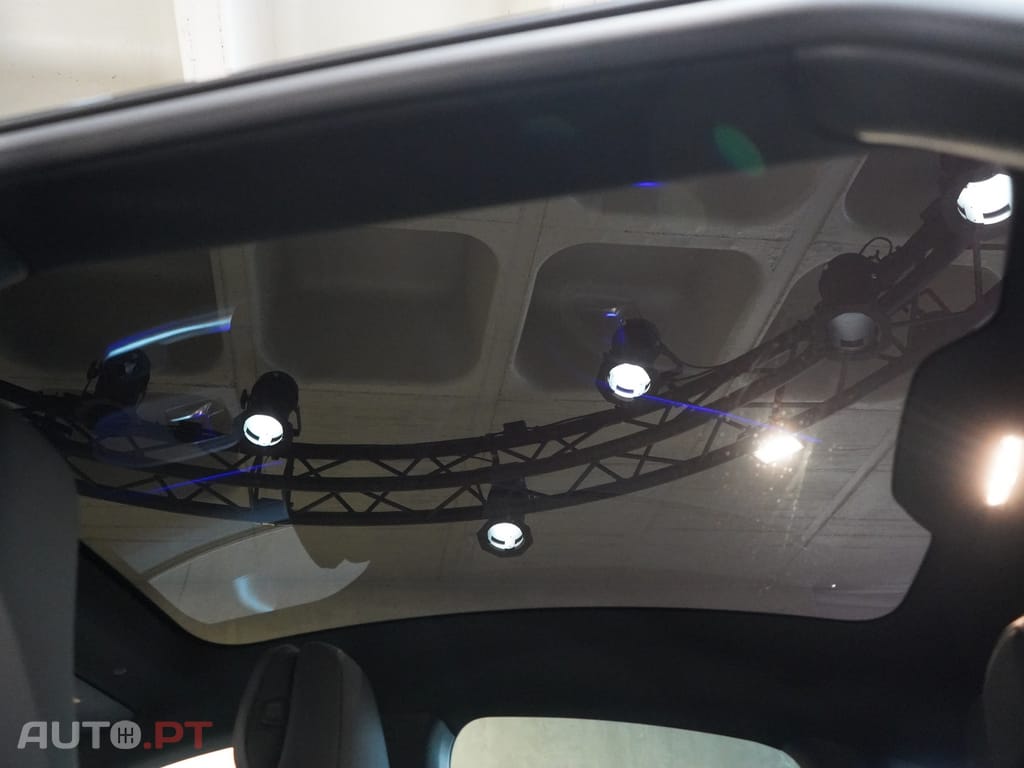 Mercedes-Benz CLA 250 com tecnologia EQ