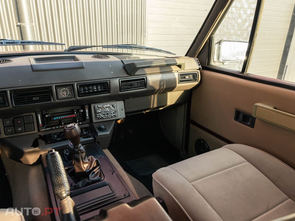 Land Rover Range Rover 3.9 EFi — fotografia 17
