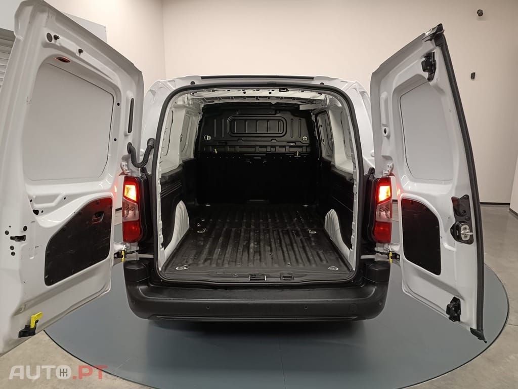 Fiat Doblo 1.5 BlueHDI Maxi (3 LUG)