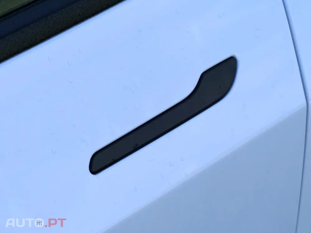 Tesla Model 3 Long Range Tração Integral