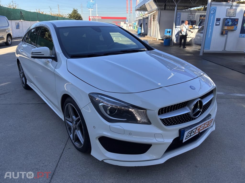 Mercedes-Benz CLA 180 AMG Line