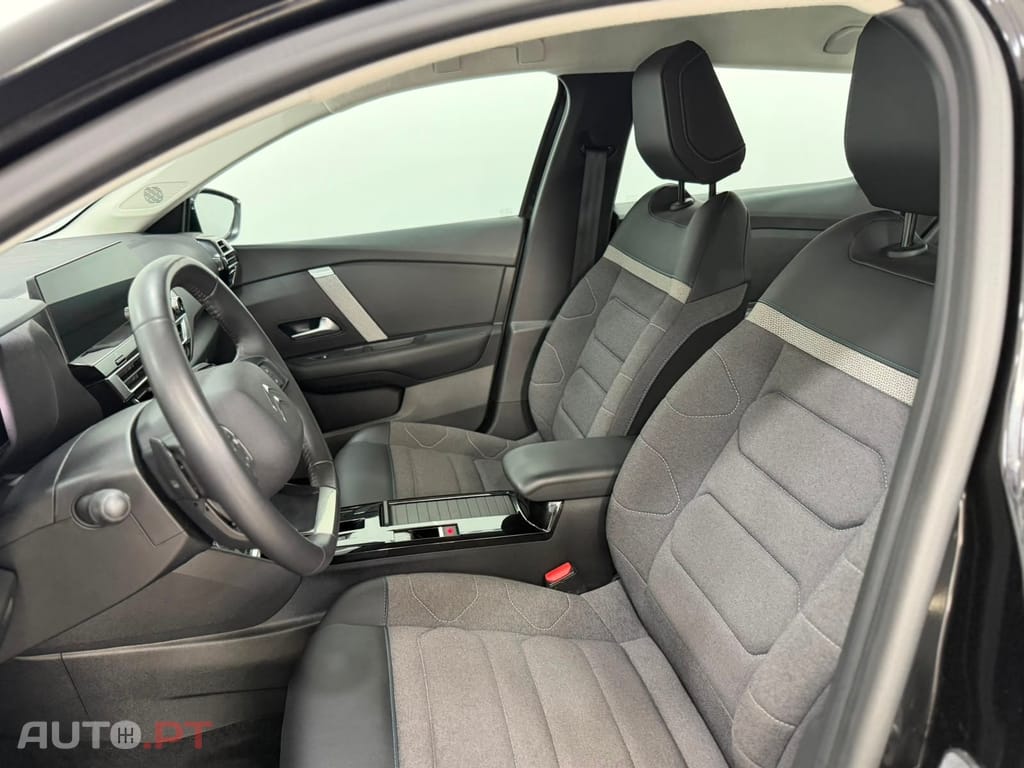 Citroen C4 X 1.2 PureTech Plus EAT8