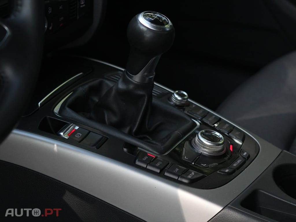 Audi A4 Avant 2.0 TDI Business Line