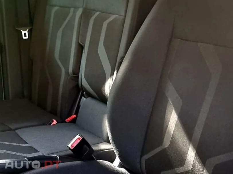 Ford Transit Connect L2 3 Lugares