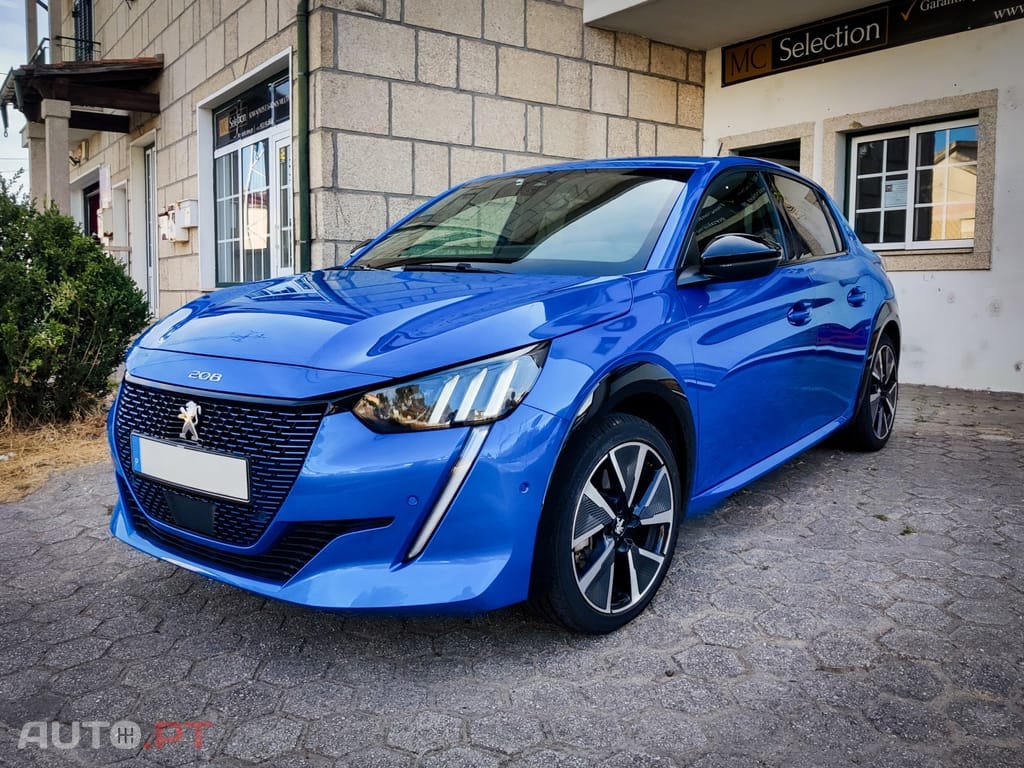Peugeot E-208 50 kWh GT
