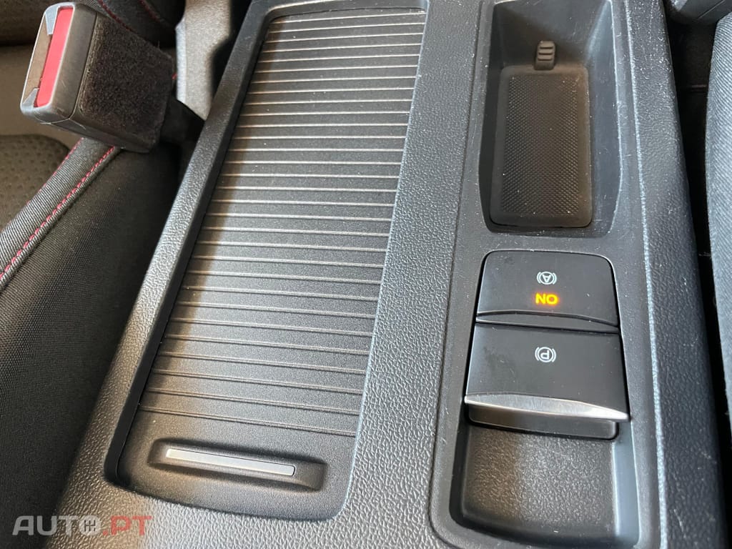 Ford Focus 1.0 EcoBoost MHEV ST-Line X