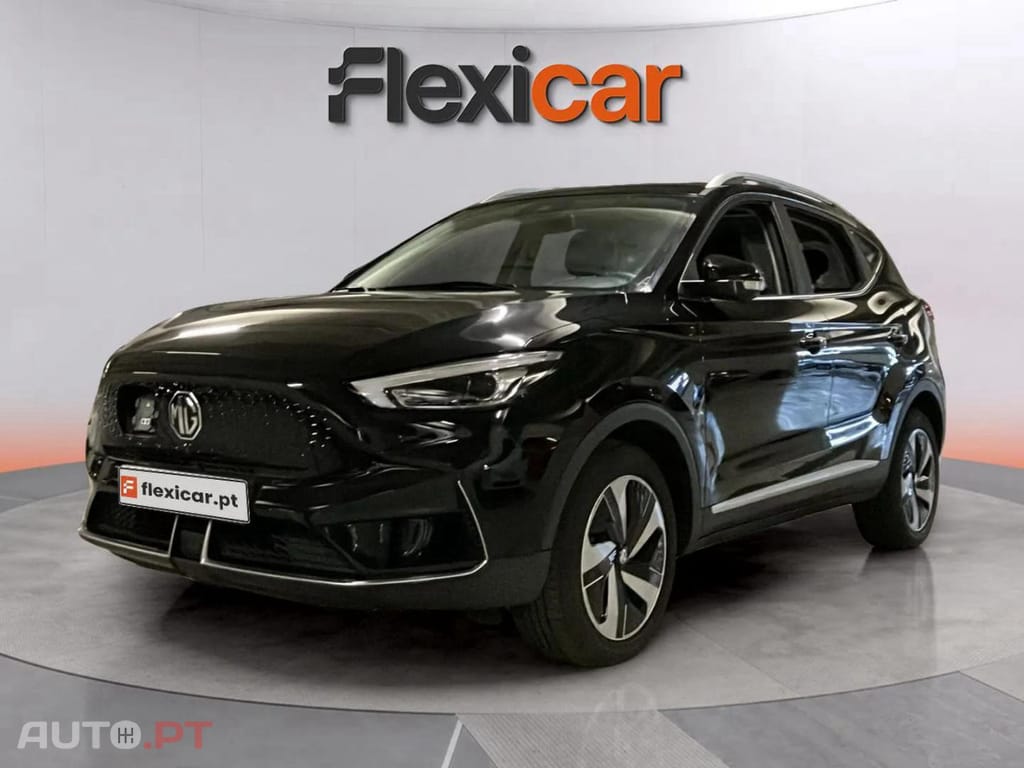 MG ZS EV 72.6 kWh Luxury OBC 11 KW