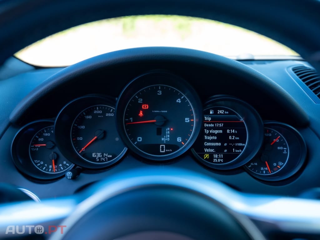Porsche Cayenne 3.0 V6