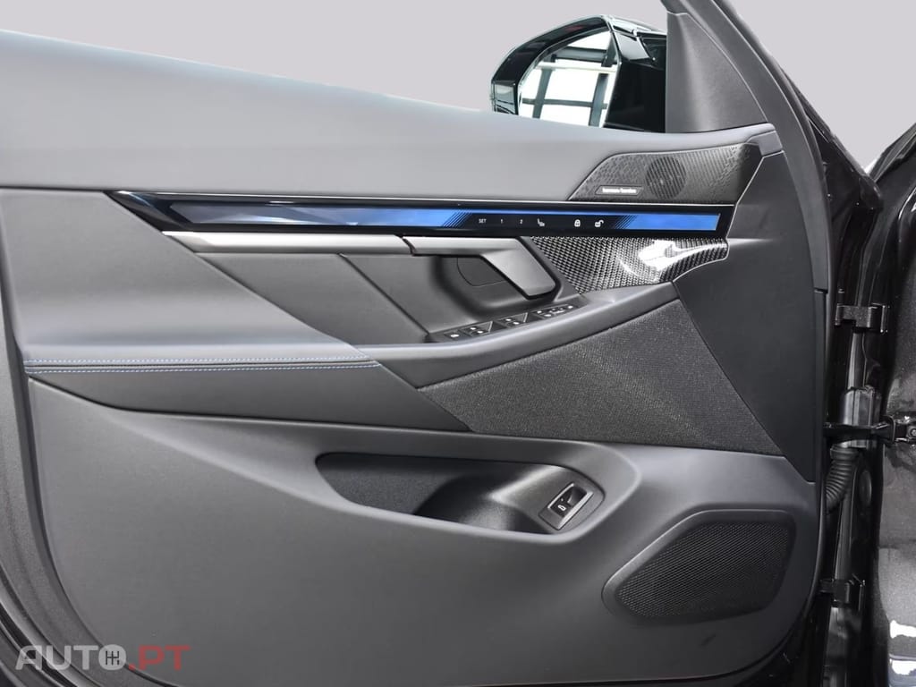 BMW i5 M60 Pro xDrive I.V.A DEDUTIVEL