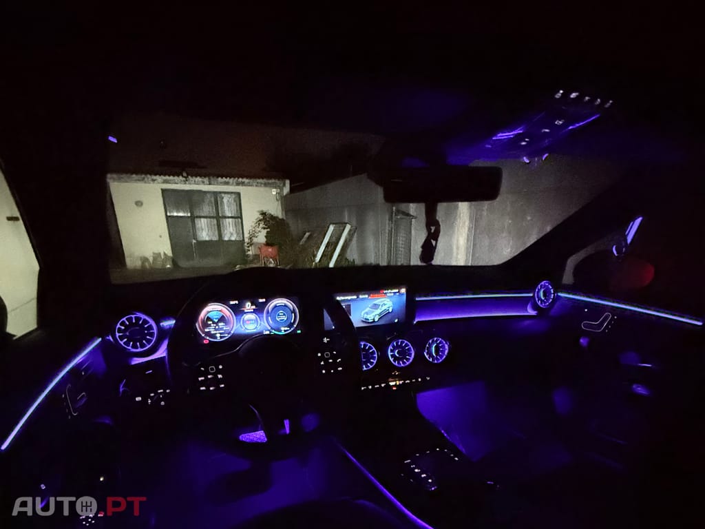 Mercedes-Benz A 250 8G-DCT Advanced progressive