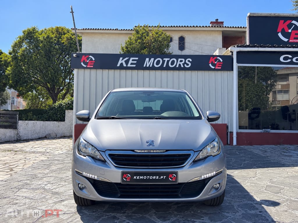 Peugeot 308 BlueHDi FAP 100 Stop & Start Access — fotografia 3