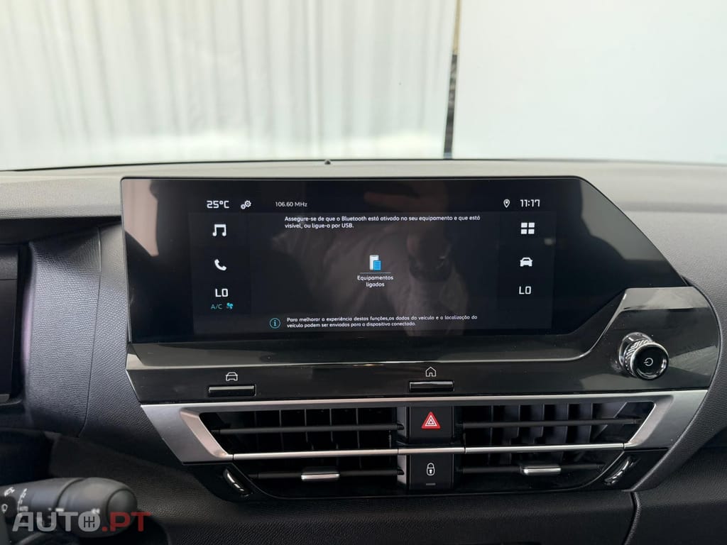 Citroen C4 Outro