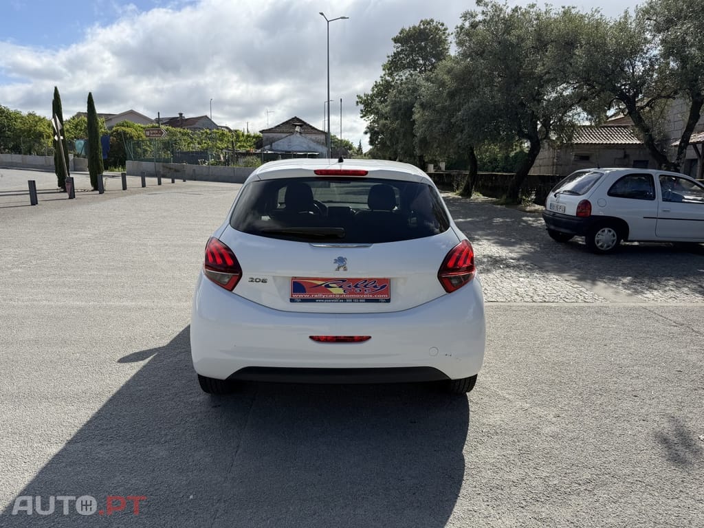 Peugeot 208 1.6 e-HDi Active