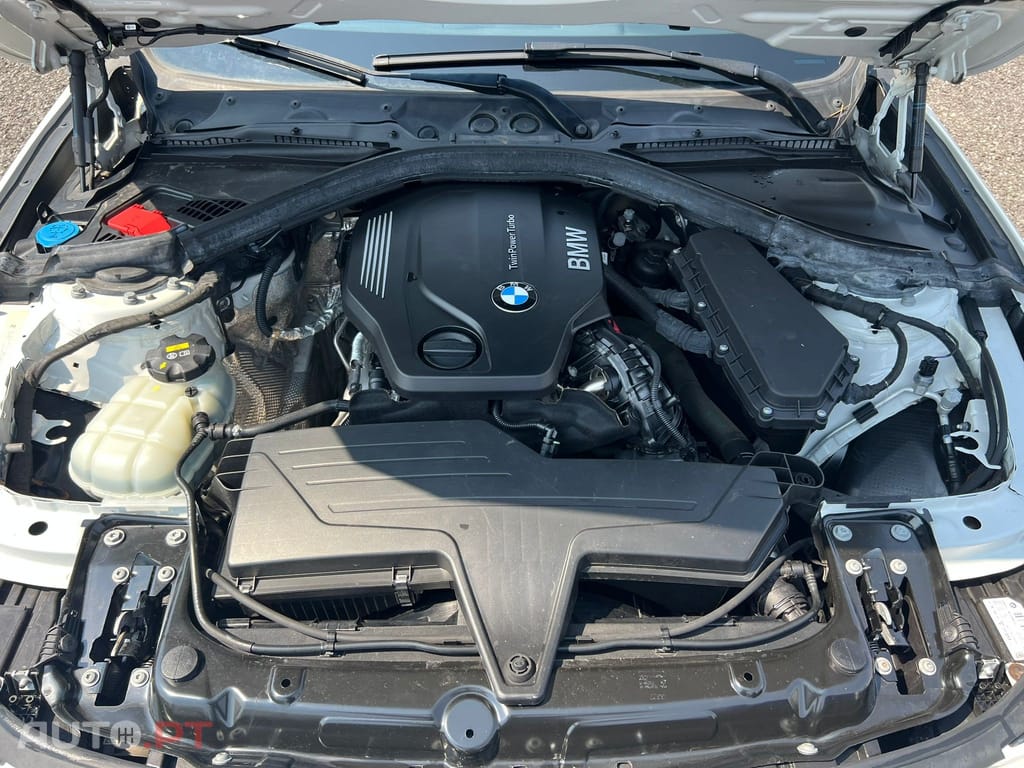 BMW 320 d Touring Pack M Auto