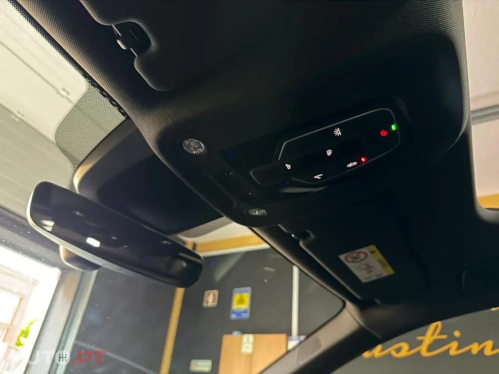 Audi A6 Avant Sport 40 TDI quattro S line HUD Matrix Black Edition — fotografia 15