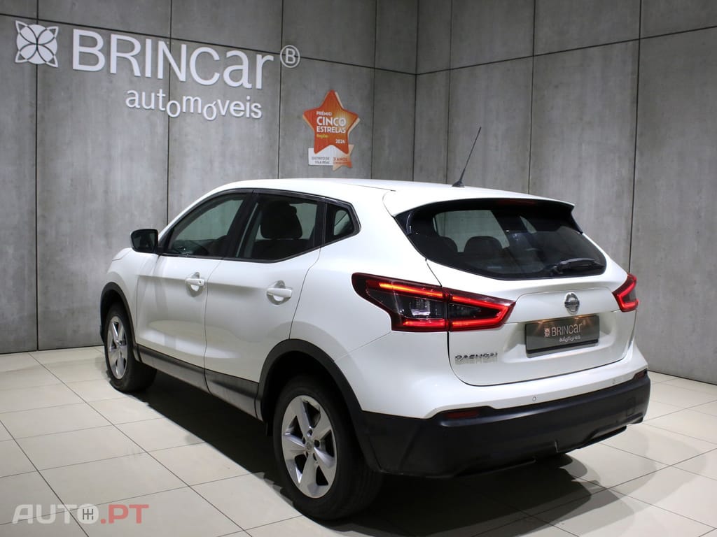 Nissan Qashqai Outro