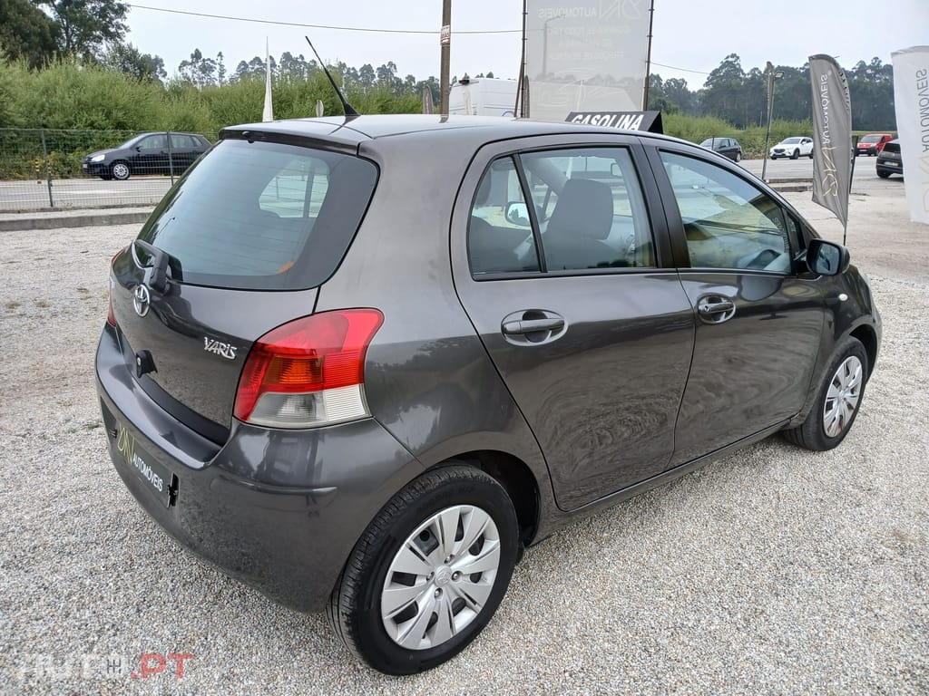 Toyota Yaris 1.0 VVT-I