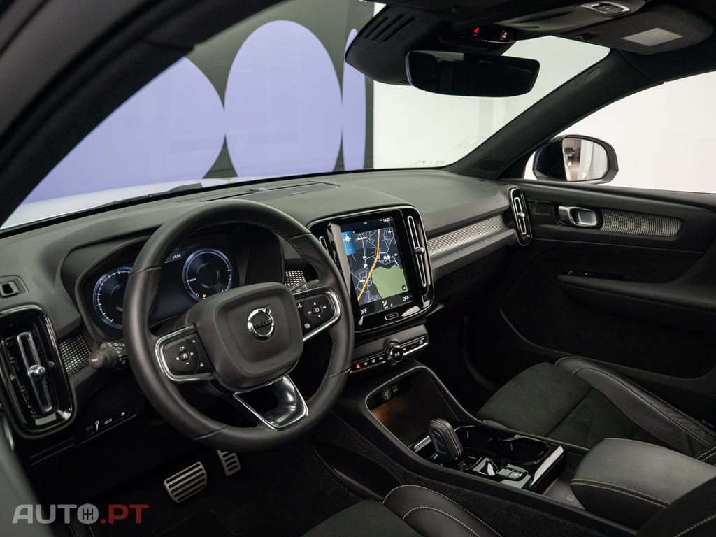 Volvo XC40 1.5 T5 PHEV R-Design Expression