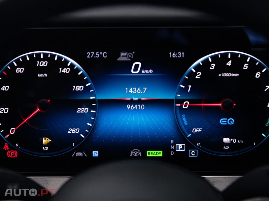 Mercedes-Benz E 300 e AMG Line