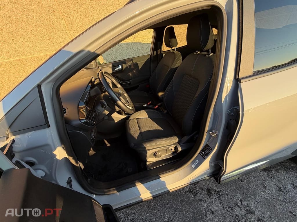 Ford Puma 1.0 Ecoboost Hybrid Titanium