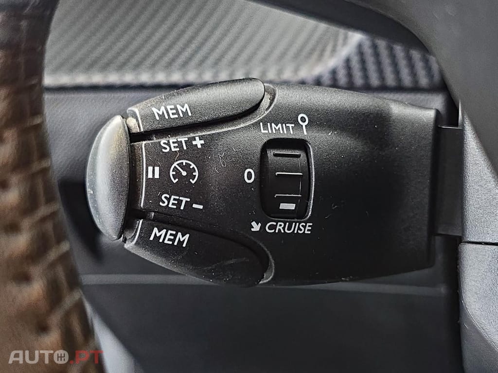 Peugeot 208 1.2 PureTech Allure Pack