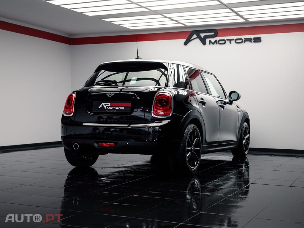 MINI Cooper Cooper D