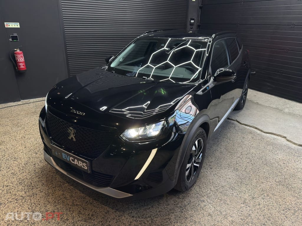 Peugeot E-208 50 kWh Allure Pack