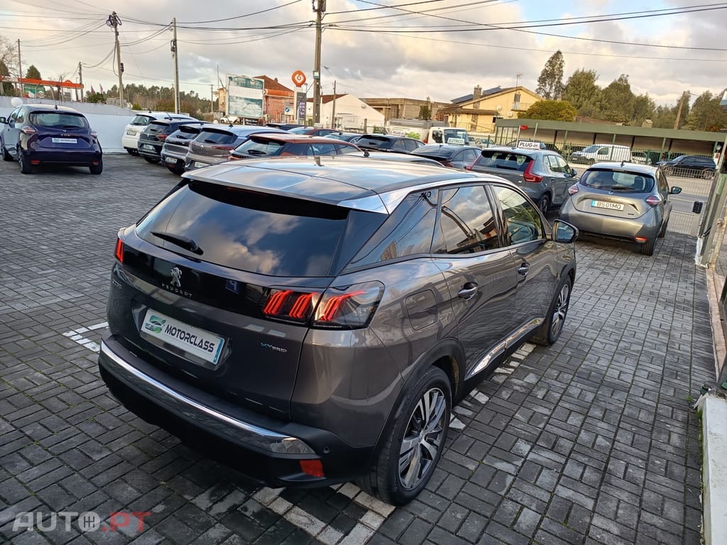 Peugeot 3008 1.6 Hybrid Allure Pack e-EAT8