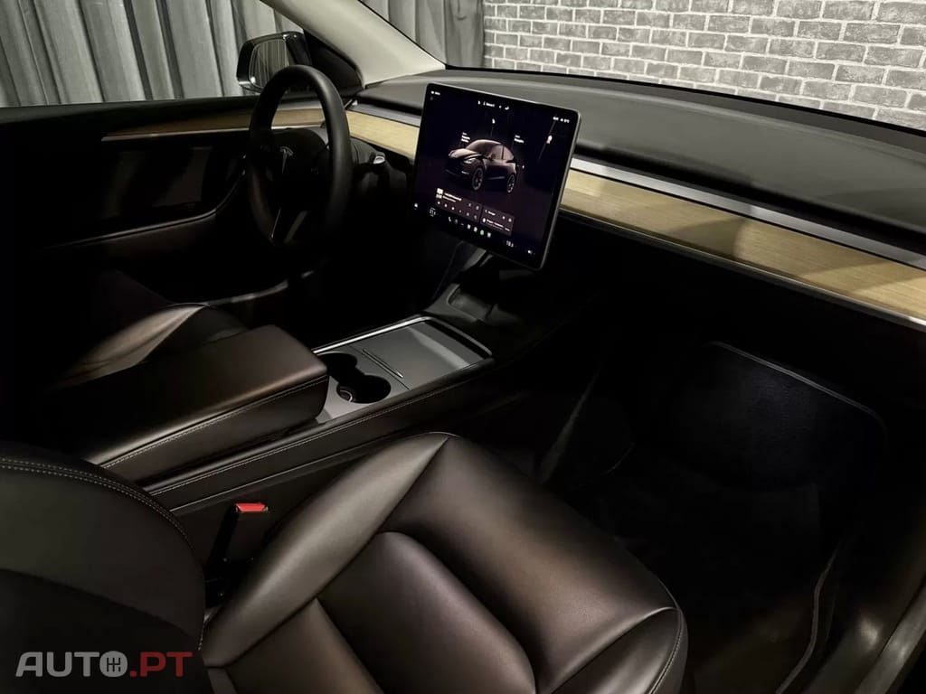 Tesla Model Y Tração Traseira