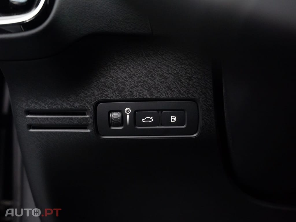 Volvo XC40 1.5 T5 PHEV Inscription Expression