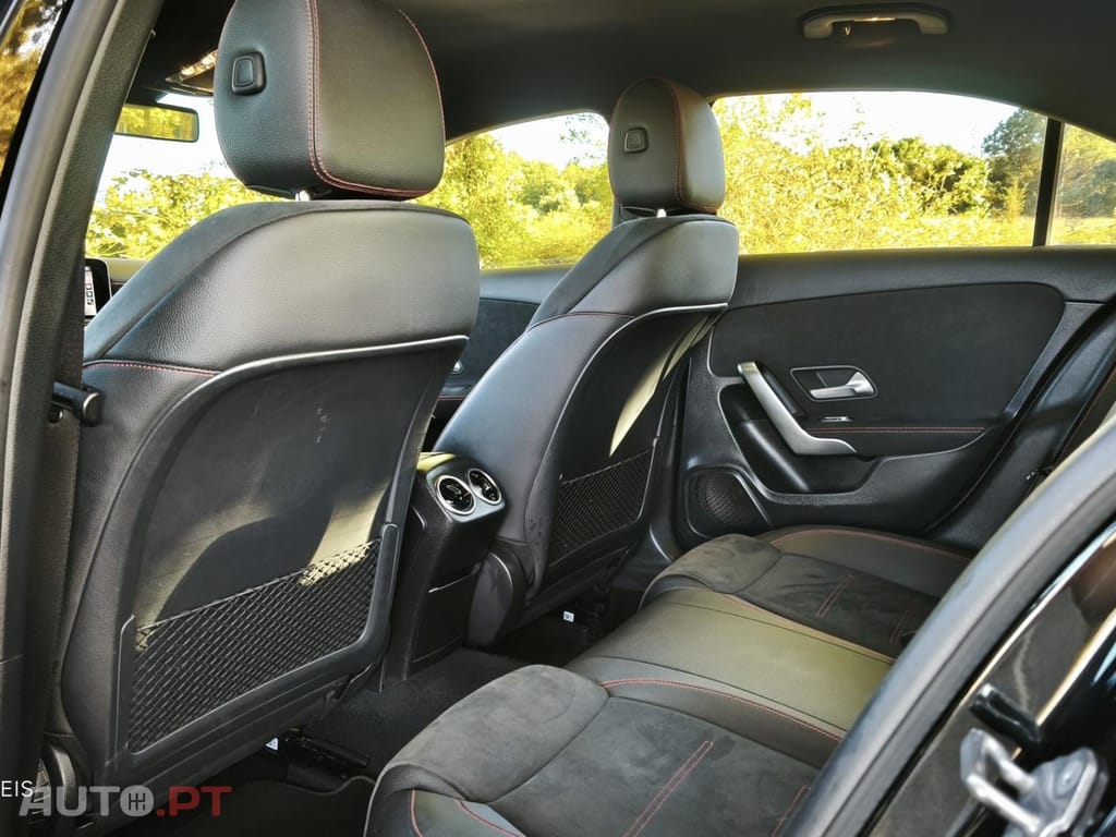 Mercedes-Benz A 180 d 7G-DCT AMG Line