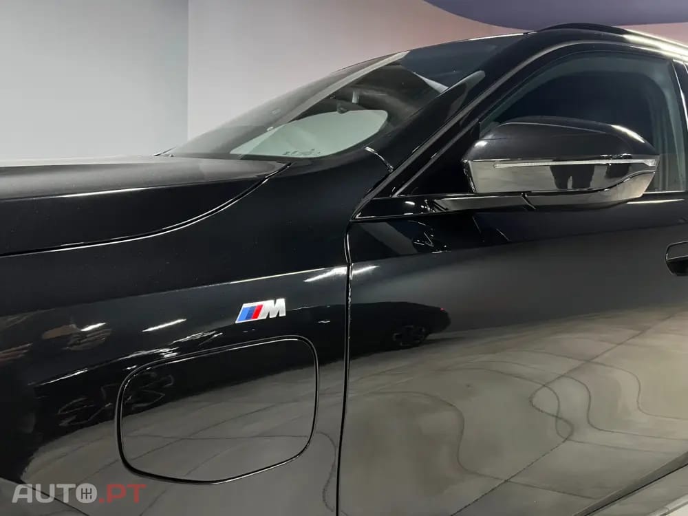 BMW 530 e Pack Desportivo M