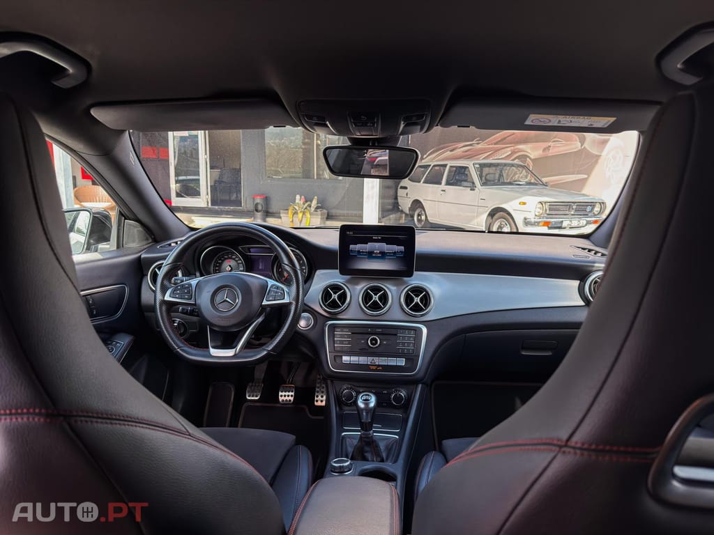 Mercedes-Benz CLA 180 Shooting Brake AMG LINE